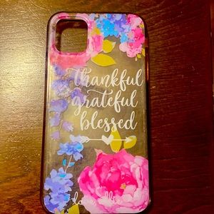 A iPhone 11 flower phone case